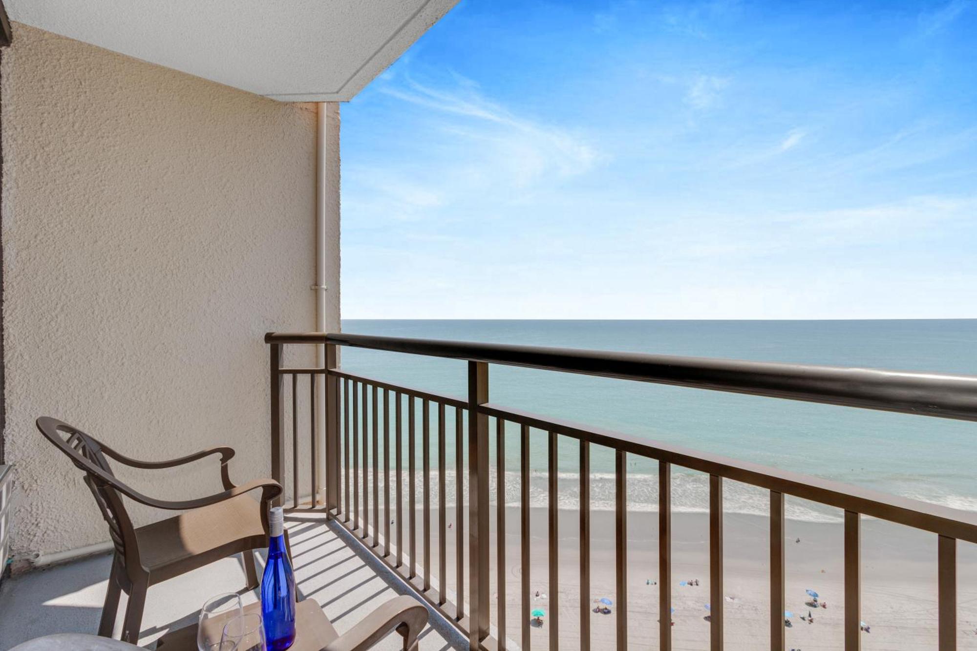 Oceanview Studio Escape With Beach Steps Away! 1828 Мертл-Біч Екстер'єр фото