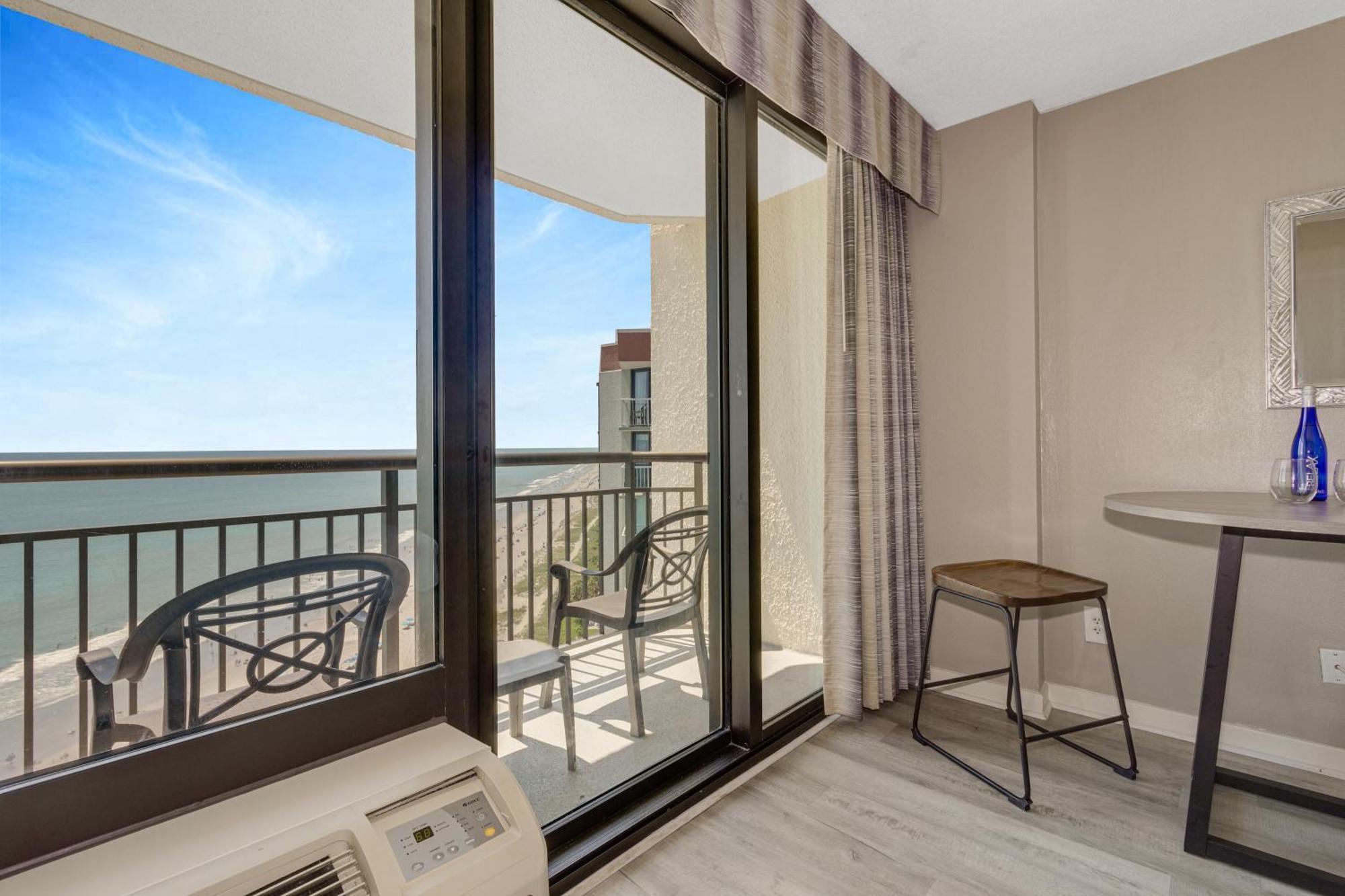 Oceanview Studio Escape With Beach Steps Away! 1828 Мертл-Біч Екстер'єр фото